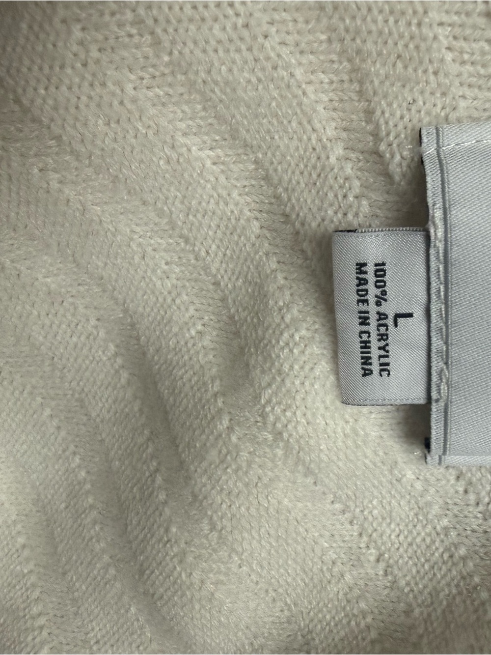 Liz Claiborne Cream Knit sweater